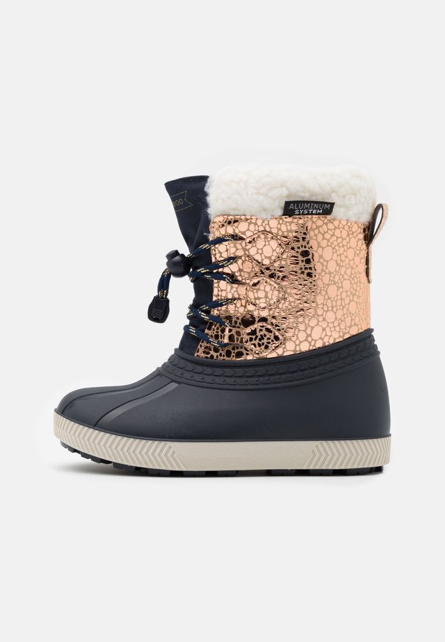 Winter boots - rose gold