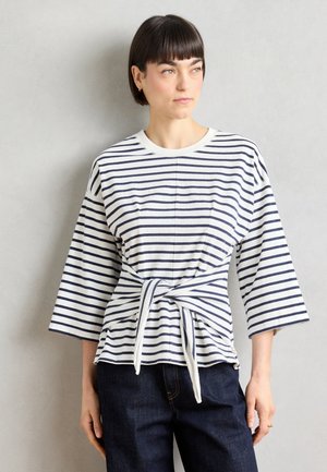 STRIPED BRETON TEE WITH SHAPING DETAILS - T-shirts med print - blue/white
