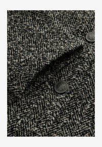 Wybrany, neutral grey black white