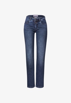 Jeans de mezclilla con un lavado azul oscuro, diseño de pierna recta, estilo de cinco bolsillos, cremallera con cierre de botón y sutiles detalles de costura.