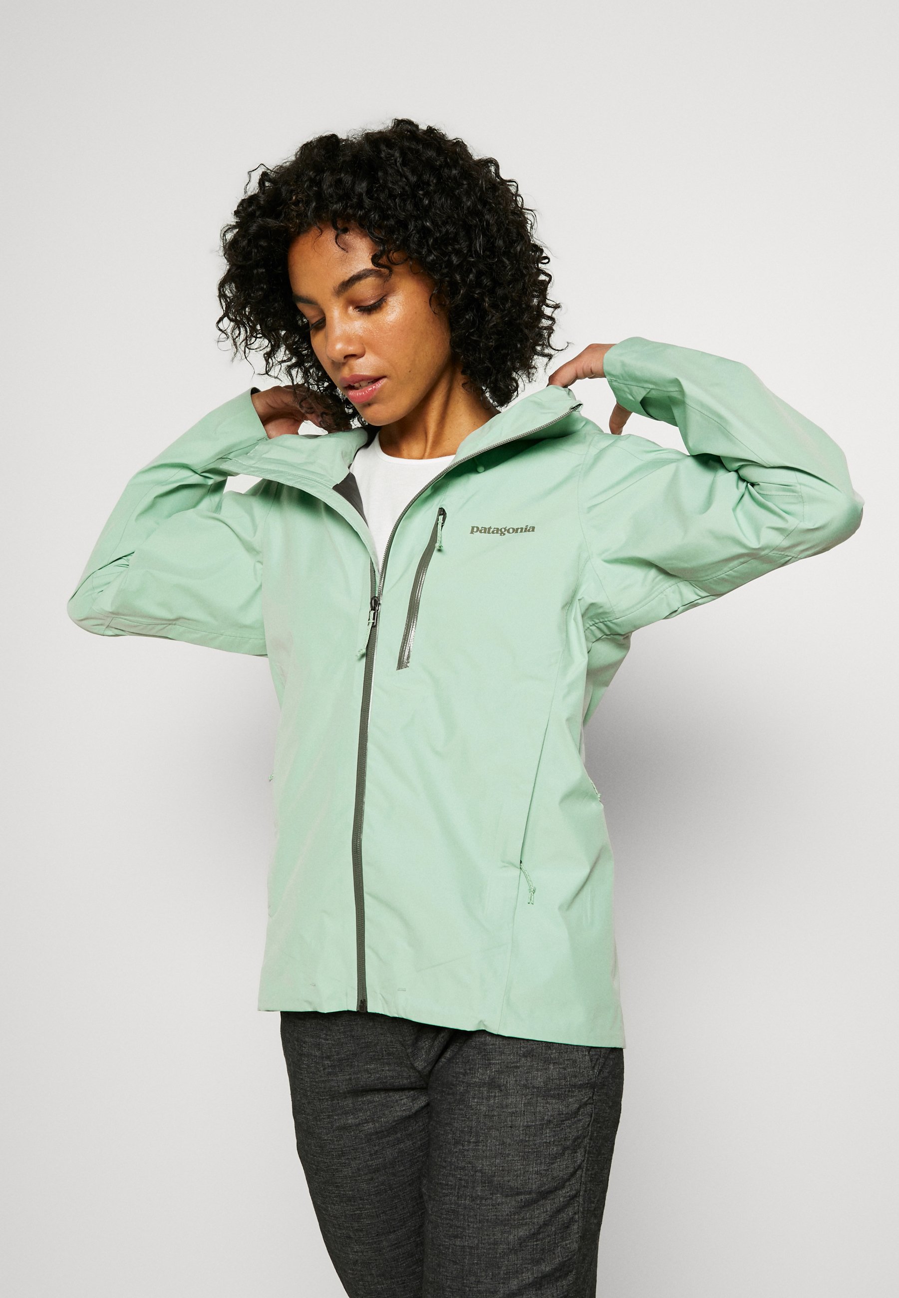 CALCITE Hardshelljacke gypsum green CALCITE Hardshelljacke gypsum green