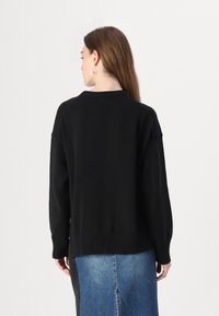 Guess Jeans BIG TRIANGL - Maglione - jet black