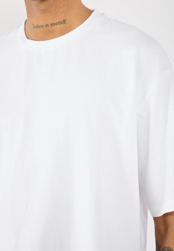 UNISEX BASIC BOXY CROPPED T SHIRT - Basic T-shirt2