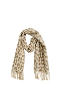 Bufanda beige con estampado de leopardo en tela suave, con bordes con flecos y diseño ligero para comodidad y calidez.