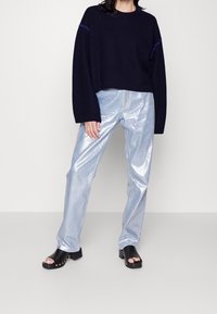 ARKET Sweter