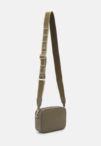 Coccinelle TEBE - Borsa a tracolla - laurel green