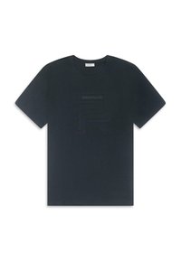 Camiseta negra de manga corta hecha de algodón, con un logotipo mate en relieve en la parte frontal, cuello redondo y corte estándar.