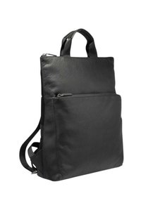 Mochila negra de cuero con correas ajustables, asas en la parte superior y un bolsillo con cremallera en la parte frontal. Diseño limpio, forma rectangular y textura suave.