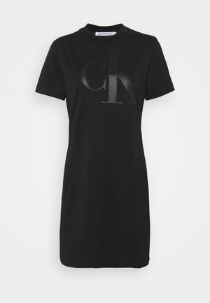 Sukienka z dżerseju