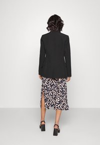 VILA VILOWNY STRAIGHT - Blazer - black