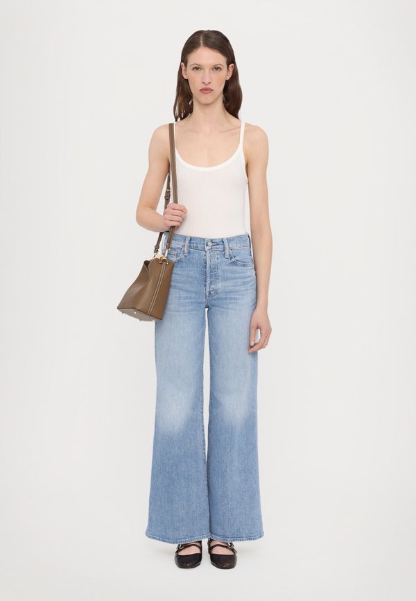 THE TOMCAT ROLLER SKIMP SUPERIOR - Flared Jeans2