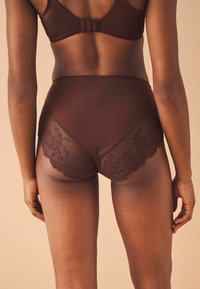 Next NO VPL BACK THREE PACK - Fecskék - black chocolate brown tan brown