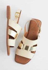 Next FOREVER COMFORT REGULAR WIDE FIT - Páskové sandály  - cream gold