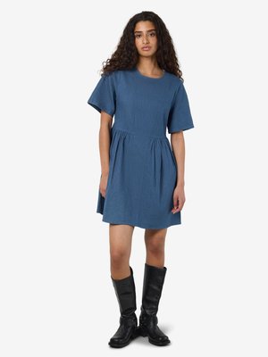 Noisy May Jeansklänning - medium blue denim