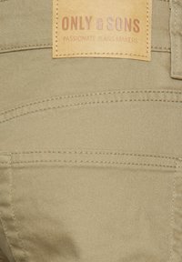 Only & Sons ONSPLY LIFE - Kratke hlače od trapera - chinchilla