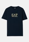 TRAIN LABEL TEE BIG LOGO - Tričko s potlačou - blue