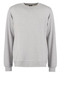 Světlý šedý mikina s kulatým výstřihem vyrobená z měkké, strukturované látky. Má dlouhé rukávy a žebrované lemy na rukávech a spodním okraji. Bez viditelných vzorů.