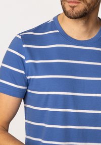 Lee Cooper - T-shirt z nadrukiem