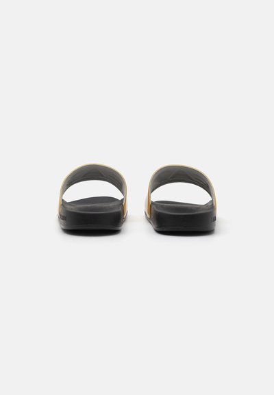EA7 Emporio Armani UNISEX - Чехли за басейн - shiny gold/black