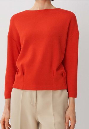 Sweater - red