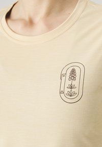 Patagonia DAILY GRAPHIC LANDS - Ilgarankovis viršutinės dalies drabužis - sandy melon