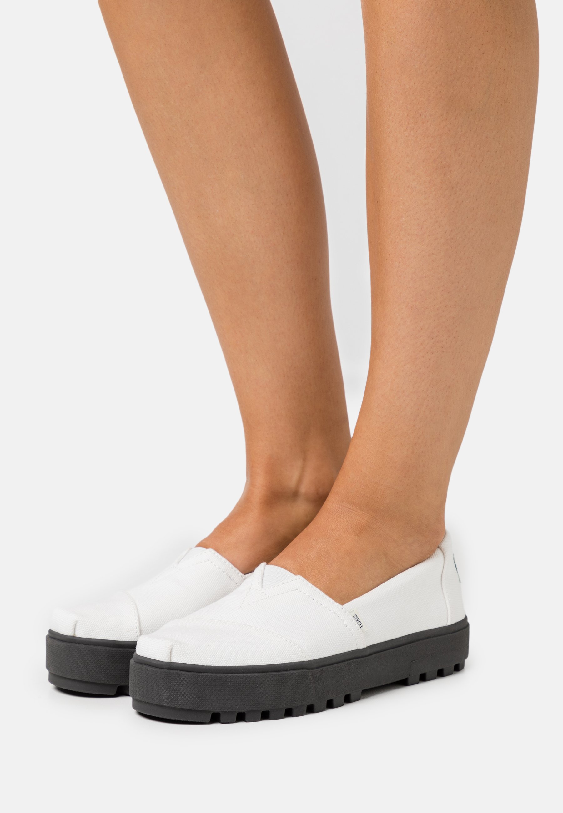 toms alpargata white