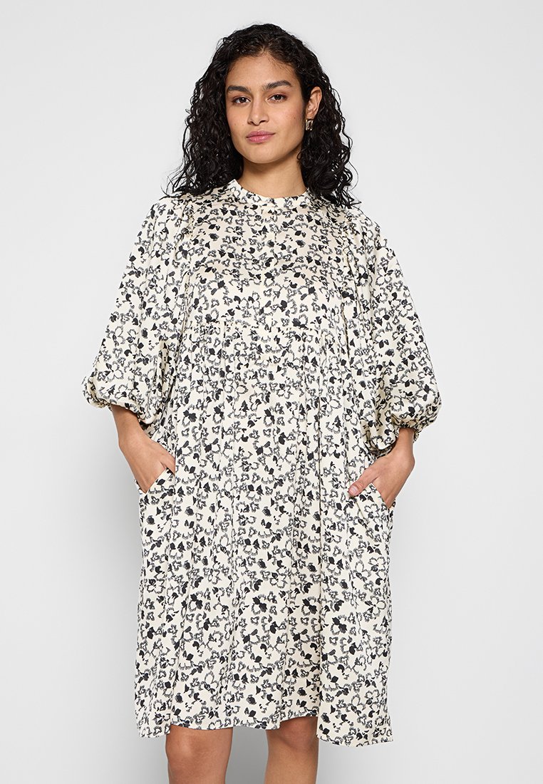 Bruuns Bazaar Jurk crème Bruuns Bazaar Jurk crème