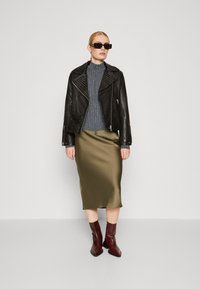 Samsøe Samsøe AGNETA SKIRT - Puzdrová sukňa - dusty olive