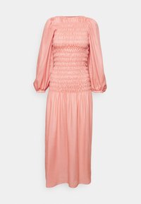 Vaaleanpunainen, pitkähihainen mekko, jossa on smockattu yläosa ja liehuva hame, valmistettu sileästä kankaasta. Sisältää kerättyjä yksityiskohtia hihoissa ja vartalossa.