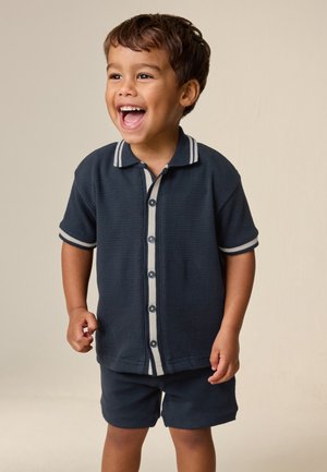 Next, REGULAR FIT - SHORT SLEEVE SHIRT AND SHORTS SET  . - Shorts - navy