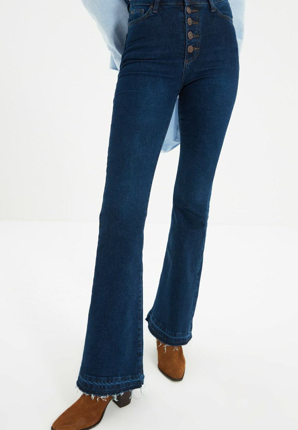 Pantalones De Mujer jean campana mujer Pantalones Vaqueros acampanados de  cintura alta para Mujer Vaqueros acampanados con botón y borlas pantalones campana  mujer 2021 baqueros - AliExpress