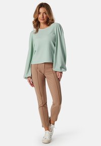 Bubbleroom LEONNE - Longsleeve - light green