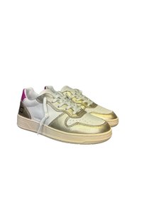 D.A.T.E. Baskets basses - oro