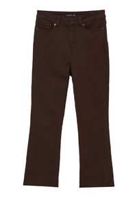 Jeans droits marron en coton avec une texture lisse. Dotés d'une fermeture à bouton, de passants de ceinture et de deux poches avant.