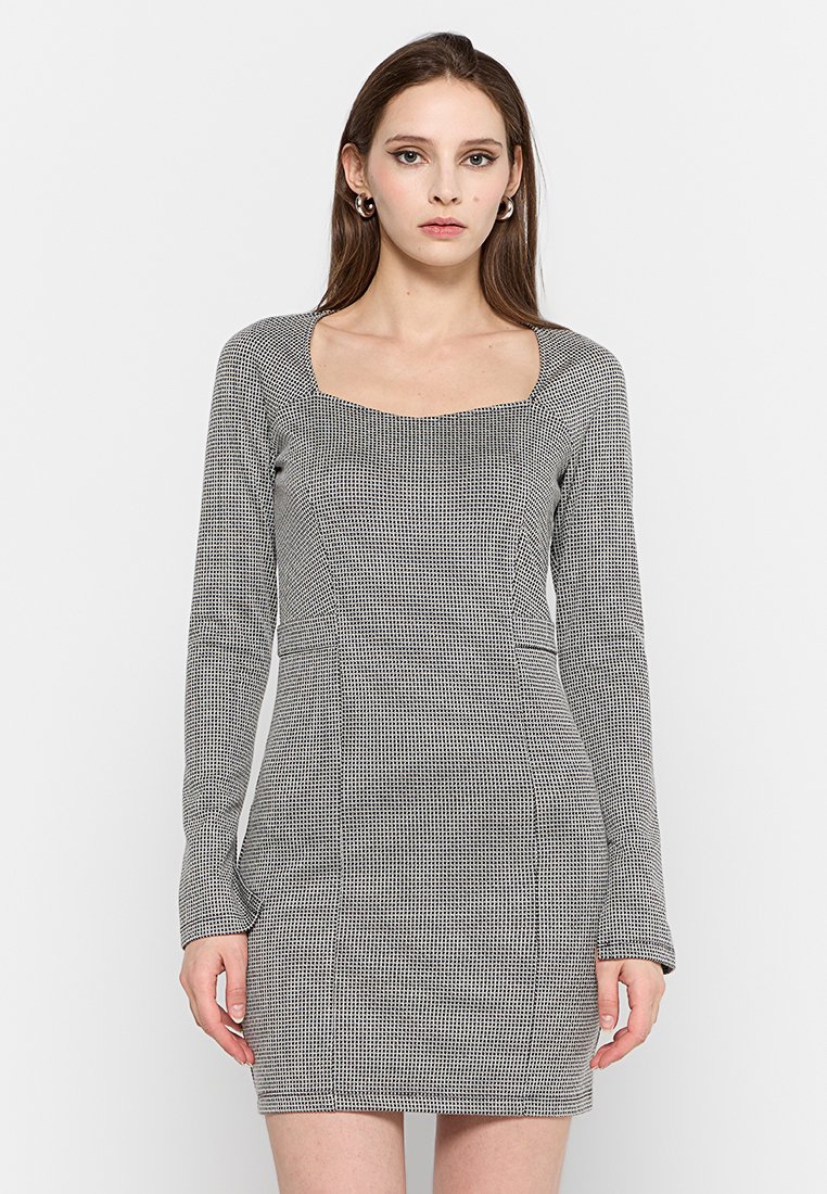 PATRIZIA PEPE Etui-jurk zwart PATRIZIA PEPE Etui-jurk zwart