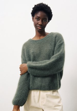PATSY - Pullover - kaki
