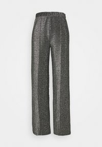 Pantalones de pierna ancha en negro metálico y plateado con cintura elástica; presentan una superficie brillante y texturizada con rayas verticales.