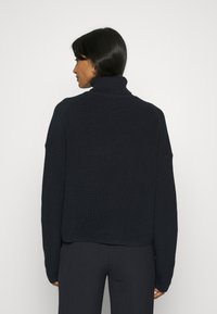 Tommy Hilfiger STITCH FUNNEL-NK - Maglione - desert sky