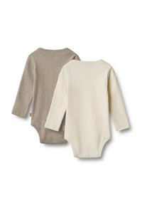 Deux bodysuits à manches longues, l'un beige et l'autre crème, fabriqués en coton à côtes avec des encolures rondes et des fermetures à pression au niveau du bas.