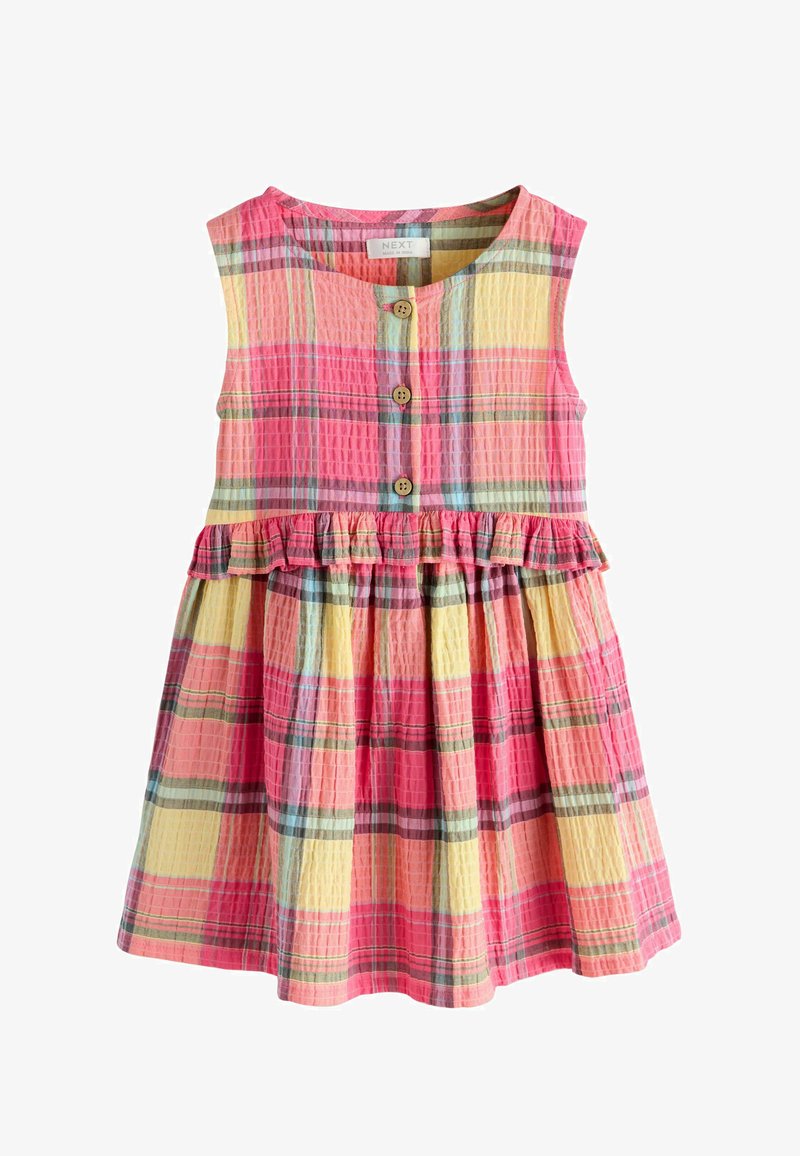 Robe sans manches pour tout-petit avec un motif à carreaux rose, jaune et bleu, tissu texturé, trois boutons en bois sur le devant, et une bordure à volants à la taille.