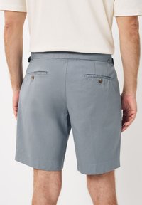 Next REGULAR FIT SIDE ADJUSTER - Shorts - light blue
