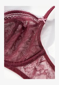 Sélectionné, rouge