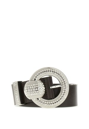 Cintura in pelle nera con grande fibbia rotonda argentata e passante rettangolare, entrambi decorati con numerosi piccoli strass trasparenti.