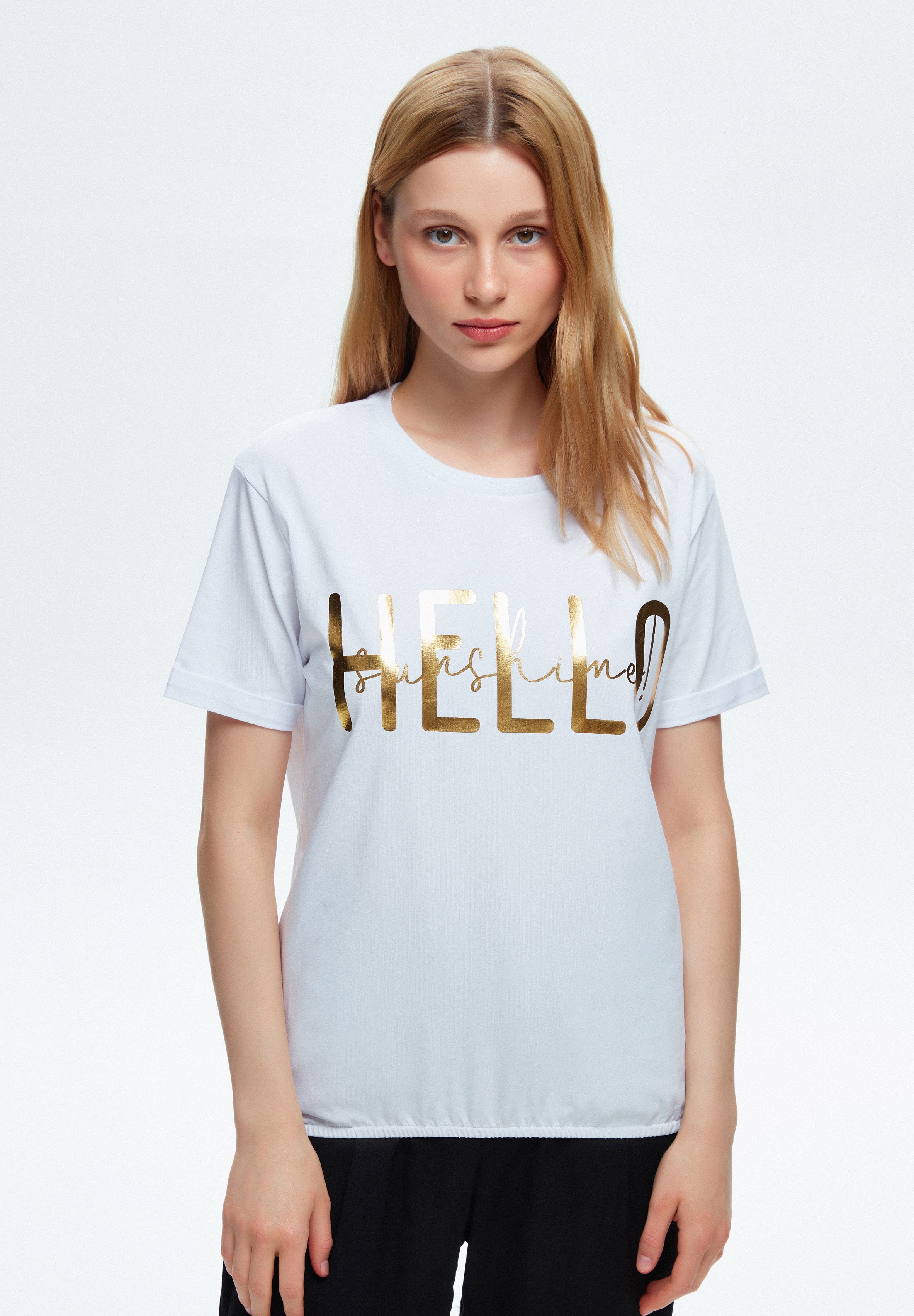 Peachy Den The Amelia Flirt Cotton-Jersey T-Shirt in White