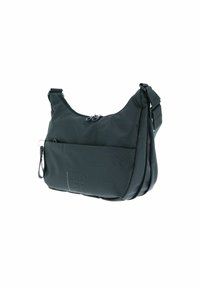 Borsa a spalla in nylon nero di forma arrotondata, con scomparto principale con zip, tasca frontale e tracolla regolabile. Superficie testurizzata.