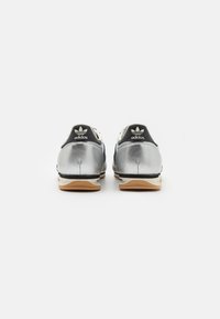adidas Originals SL 72 OG - Sportbačiai - silver metallic/core black/off white
