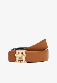 Ausgewählt, cognac black