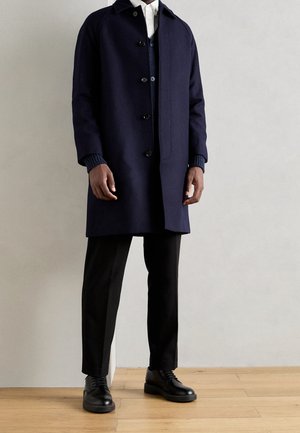 Mantel - dark blue
