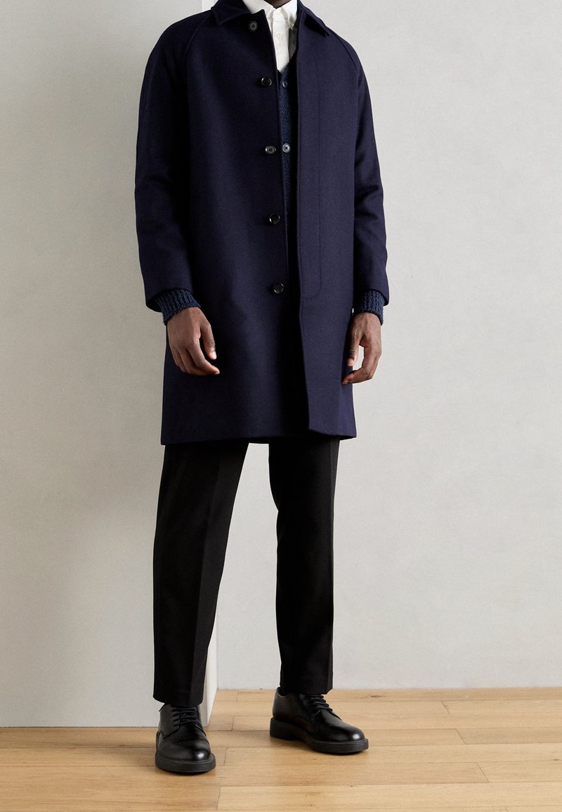 Isaac Dewhirst Klassisk frakke - dark blue