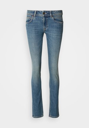 Jean en denim bleu clair avec une coupe droite, doté de cinq poches, d'une braguette zippée et d'un léger délavage aux cuisses.